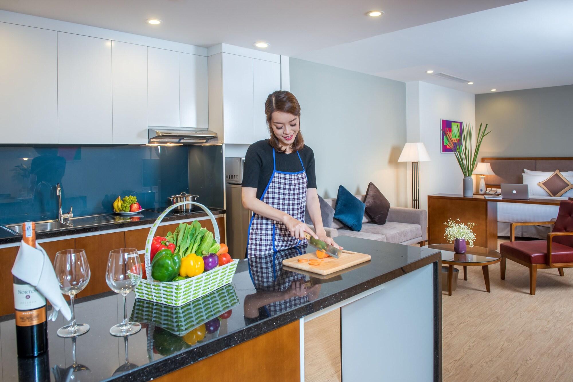 Dream Hotel And Apartment Ханой Екстериор снимка