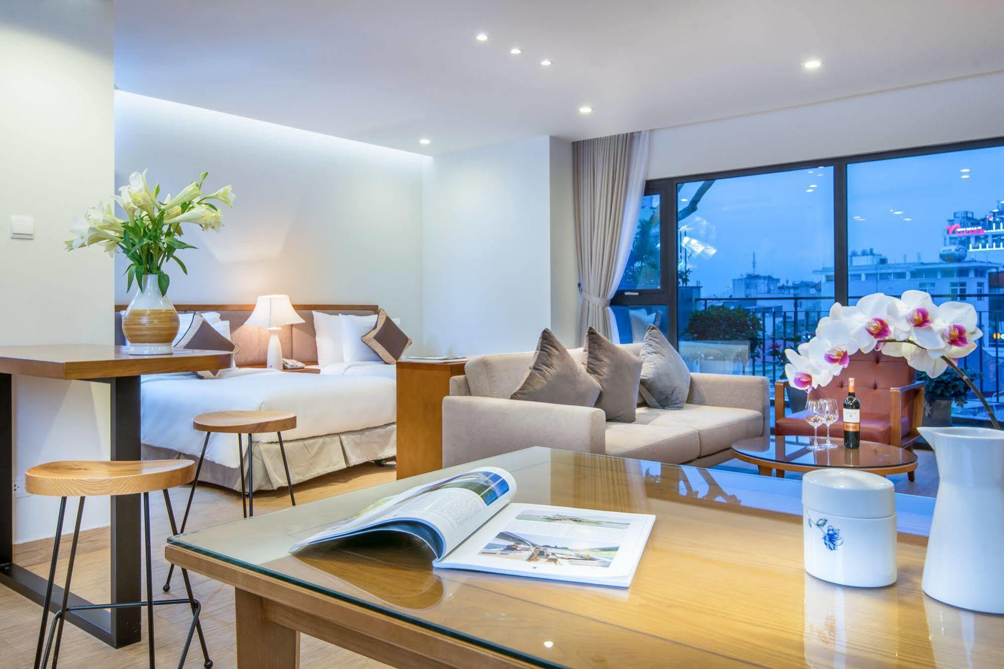 Dream Hotel And Apartment Ханой Екстериор снимка
